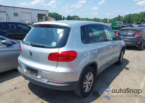 2013 Volkswagen Tiguan S из США, поврежденный, VIN WVGAV3AX4DW579821